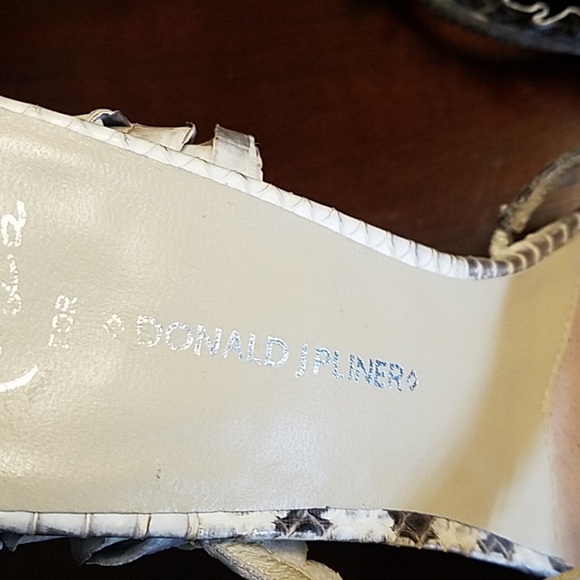 Donald J Plinner snakeskin slide - Picture 6 of 6